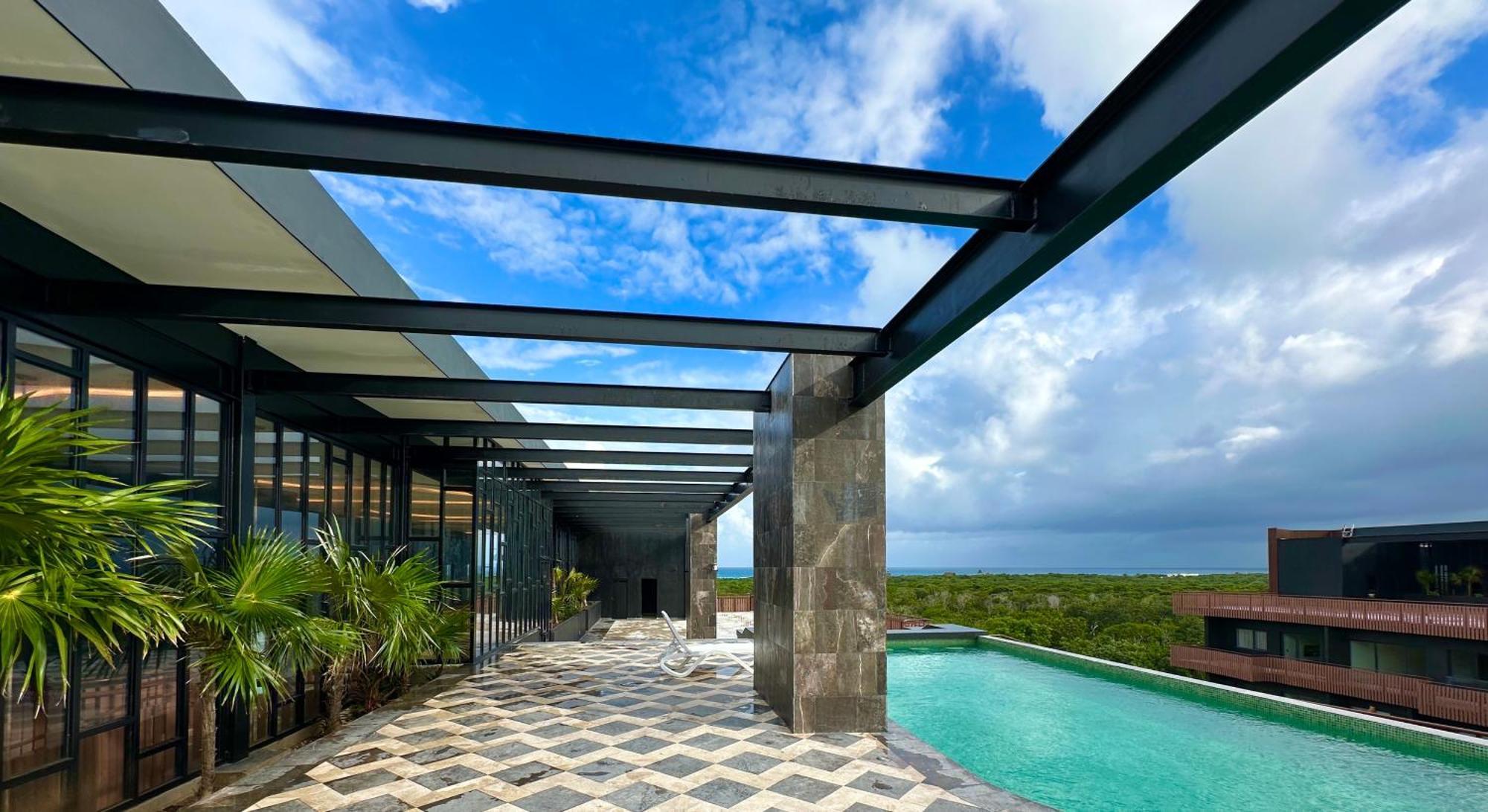 Private Pool In Zone - Club Apartment